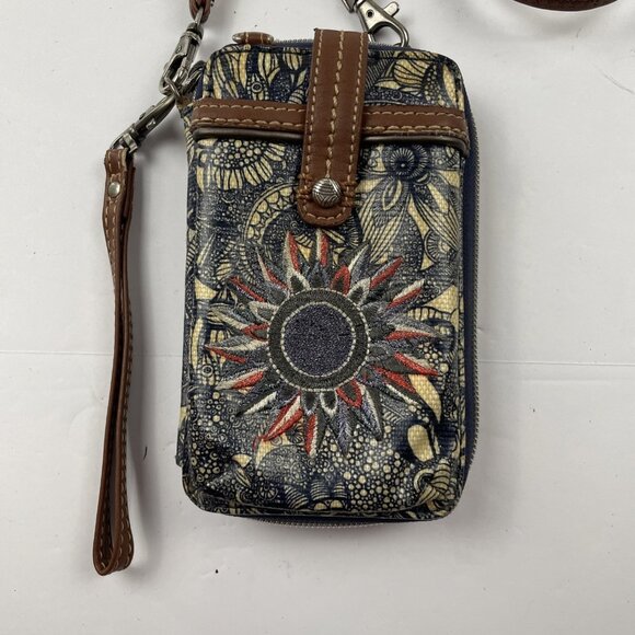 Sakroots Smartphone Wristlet Wallet Purse Crossbody Zip Around Card Slots - Picture 1 of 16
